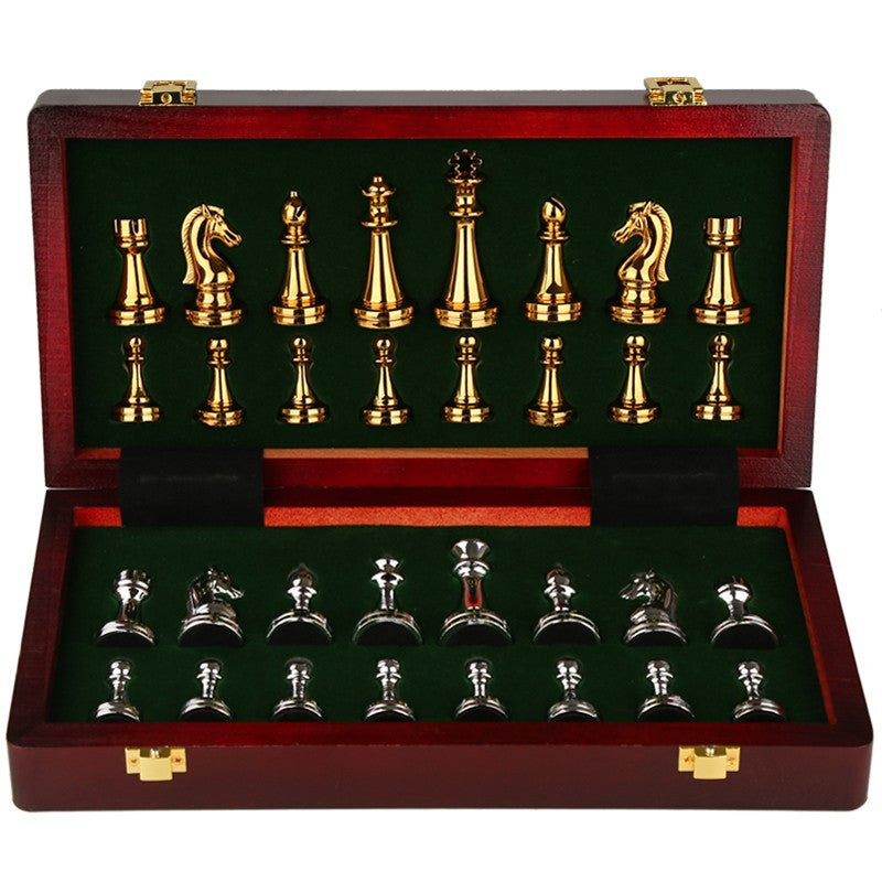 Échiquier Premium coffret bois & pièces métal (argent / Or)